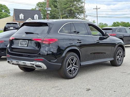 Black 2026 Mercedes-Benz GLC 300 Base 4MATIC