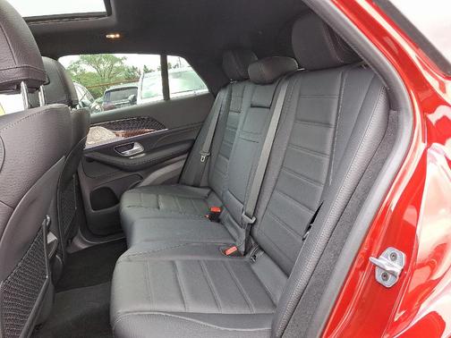 2025 Mercedes-Benz GLE 450 4MATIC