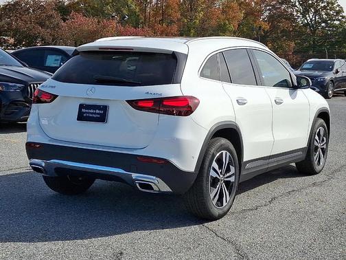 2026 Mercedes-Benz GLA 250 Base 4MATIC