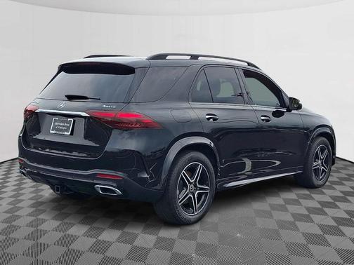 Obsidian Black Metallic 2026 Mercedes-Benz GLE 350 Base 4MATIC