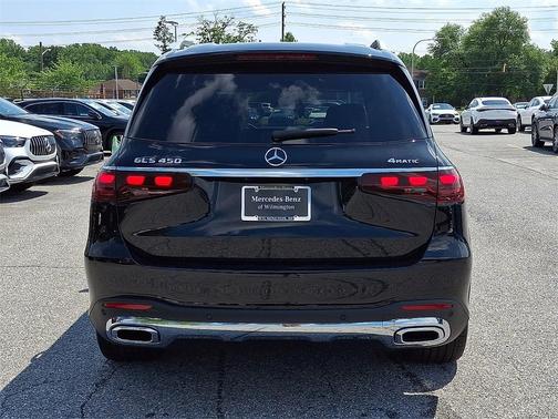 2025 Mercedes-Benz GLS 450 4MATIC
