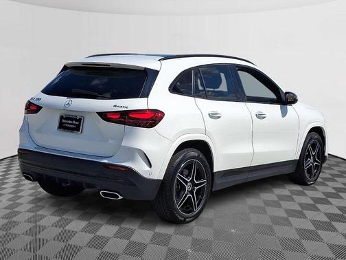 2025 Mercedes-Benz GLA 250 Base 4MATIC