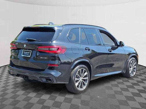 Black Sapphire Metallic 2022 BMW X5 xDrive40i