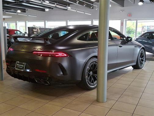 2026 Mercedes-Benz AMG GT 63 PERFORMANCE