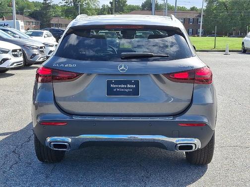 2026 Mercedes-Benz GLA 250 Base 4MATIC