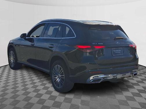 2026 Mercedes-Benz GLC 300 Base 4MATIC