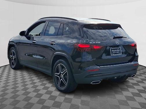 2025 Mercedes-Benz GLA 250 Base 4MATIC