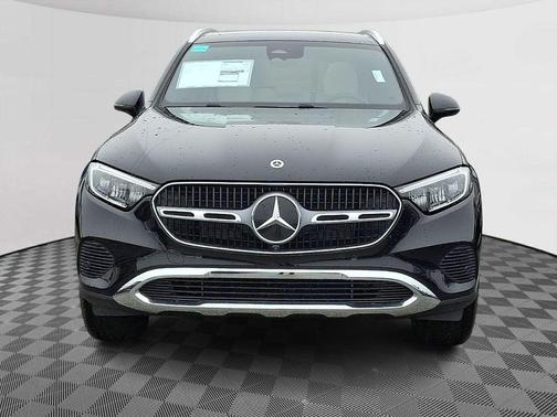 Obsidian Black Metallic 2026 Mercedes-Benz GLC 300 Base 4MATIC