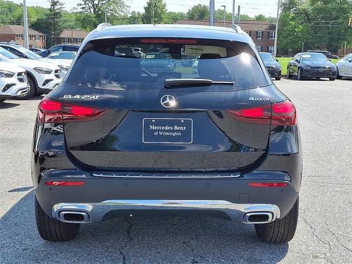 2025 Mercedes-Benz GLA 250 Base 4MATIC