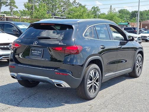 2025 Mercedes-Benz GLA 250 Base 4MATIC