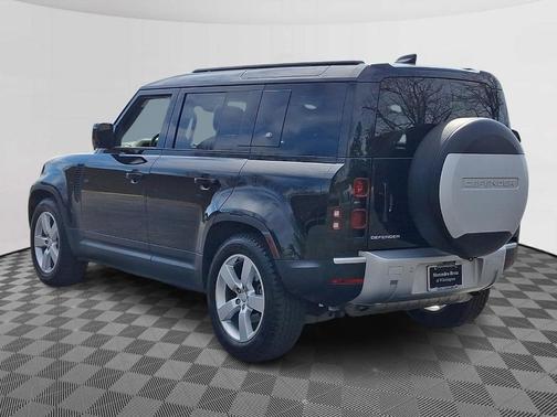 2024 Land Rover Defender P300