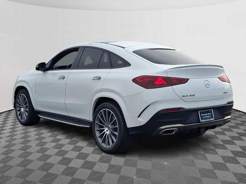 Polar White 2027 Mercedes-Benz GLE 450