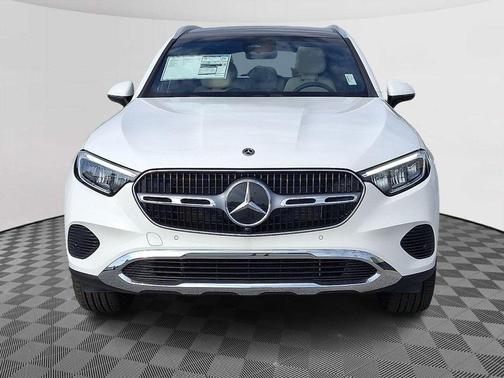 Polar White 2026 Mercedes-Benz GLC 300 Base 4MATIC