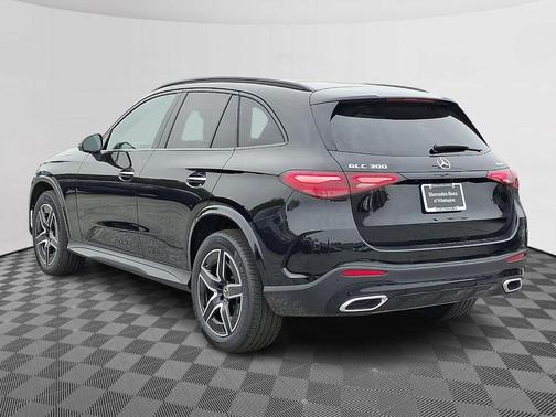 2026 Mercedes-Benz GLC 300 Base 4MATIC