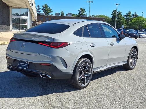 2026 Mercedes-Benz GLC 300 4MATIC