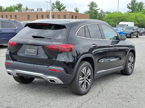 2025 Mercedes-Benz GLA 250 Base 4MATIC