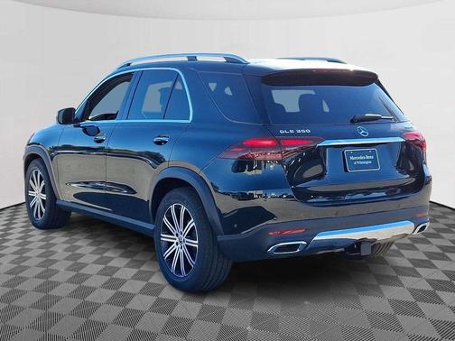 Obsidian Black Metallic 2026 Mercedes-Benz GLE 350 Base 4MATIC