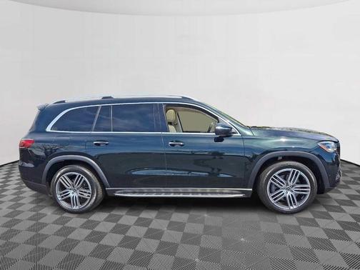 2023 Mercedes-Benz GLS 450 4MATIC
