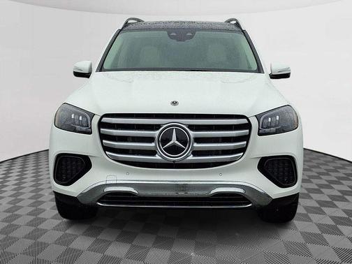 Polar White 2026 Mercedes-Benz GLS 450 4MATIC