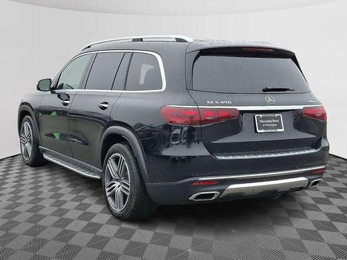 2026 Mercedes-Benz GLS 450 4MATIC