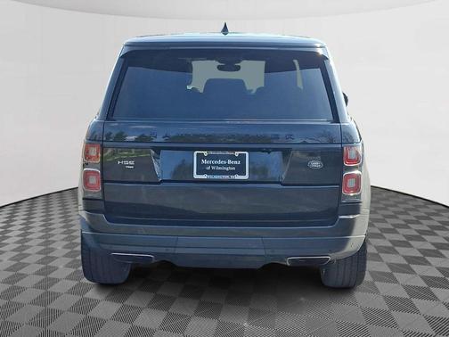 Santorini Black 2020 Land Rover Range Rover P525 HSE