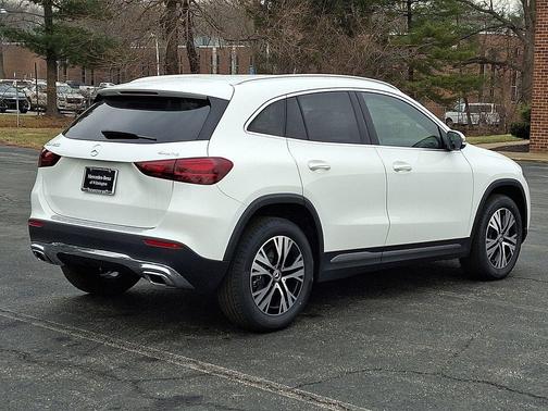 2026 Mercedes-Benz GLA 250 Base 4MATIC