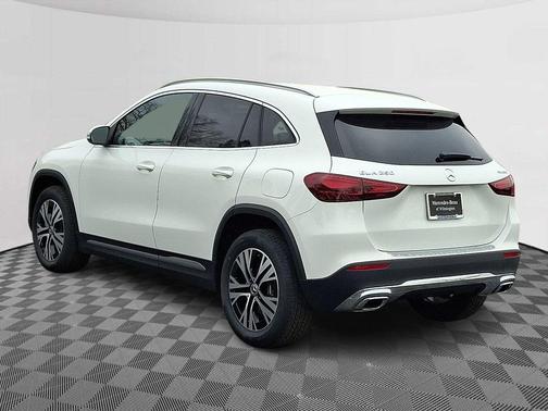 2026 Mercedes-Benz GLA 250 Base 4MATIC