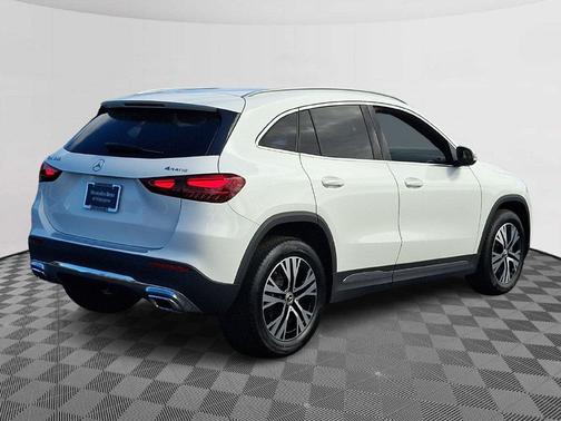 Polar White 2026 Mercedes-Benz GLA 250 Base 4MATIC