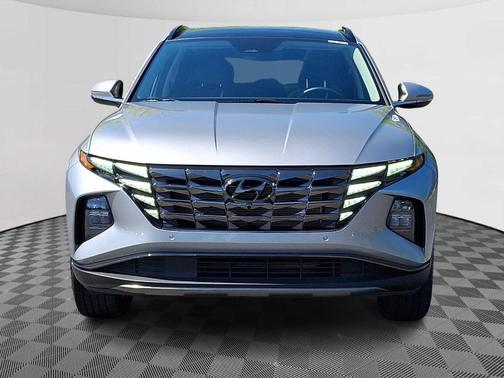 Shimmering Silver 2023 Hyundai TUCSON Limited