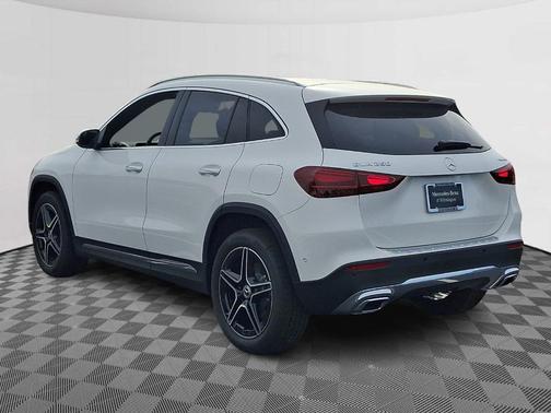 Polar White 2026 Mercedes-Benz GLA 250 Base 4MATIC