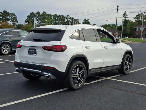 Polar White 2026 Mercedes-Benz GLA 250 Base 4MATIC