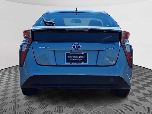 Blue Crush Metallic 2016 Toyota Prius Three