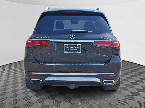 Black 2025 Mercedes-Benz GLS 450 4MATIC