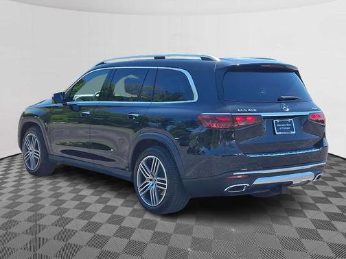 Black 2025 Mercedes-Benz GLS 450 4MATIC