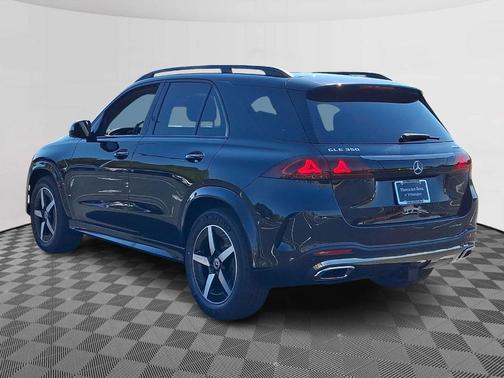 Black 2027 Mercedes-Benz GLE 350