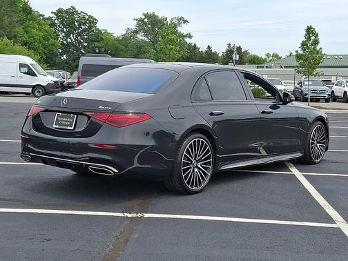 Graphite Gray Metallic 2023 Mercedes-Benz S-Class S 580 4MATIC