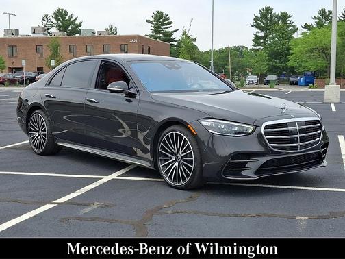 Graphite Gray Metallic 2023 Mercedes-Benz S-Class S 580 4MATIC