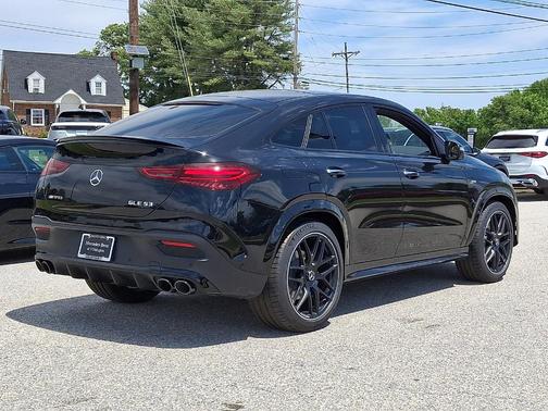 Obsidian Black Metallic 2026 Mercedes-Benz AMG GLE 53 Base