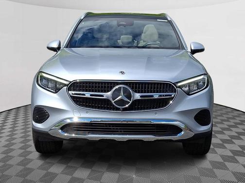 Cirrus Silver Metallic 2026 Mercedes-Benz GLC 300 Base 4MATIC