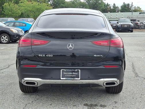 Black 2026 Mercedes-Benz GLE 450 4MATIC