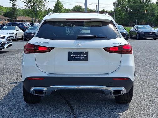 2025 Mercedes-Benz GLA 250 Base 4MATIC
