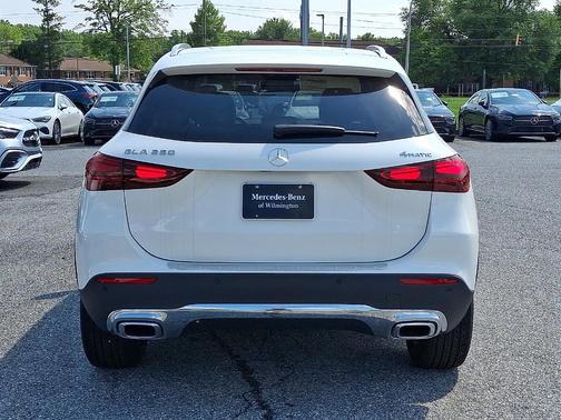 2025 Mercedes-Benz GLA 250 Base 4MATIC