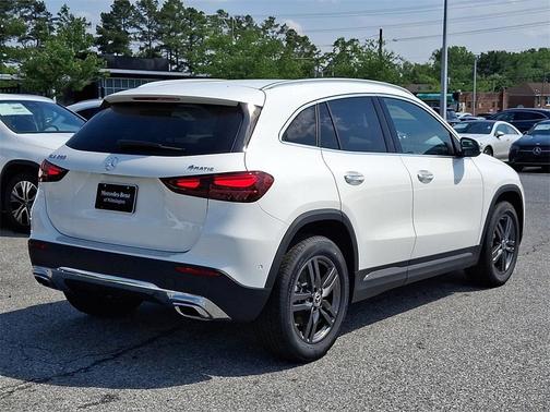 2025 Mercedes-Benz GLA 250 Base 4MATIC