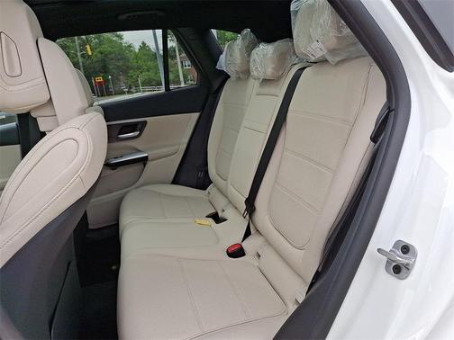 2025 Mercedes-Benz GLC 300 Base 4MATIC