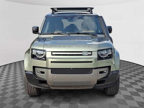 2024 Land Rover Defender 110 P400 X-Dynamic SE
