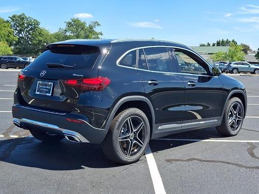 Midnight Black 2026 Mercedes-Benz GLA 250 Base 4MATIC