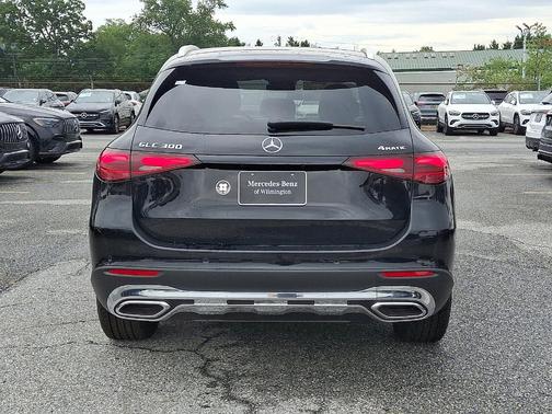 2025 Mercedes-Benz GLC 300 Base 4MATIC