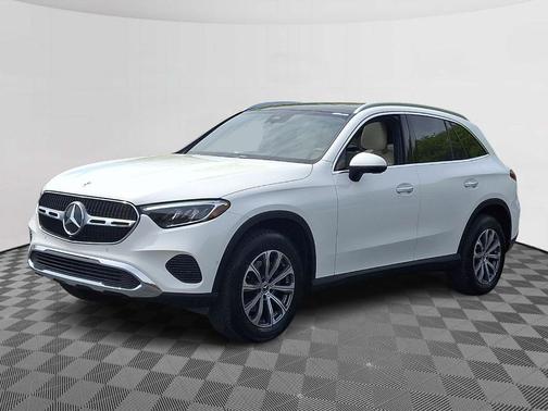 Polar White 2026 Mercedes-Benz GLC 300 Base 4MATIC