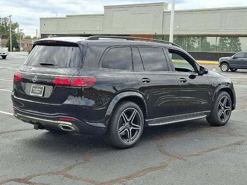 Black 2027 Mercedes-Benz GLS 450