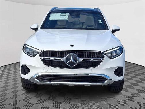 2026 Mercedes-Benz GLC 300
